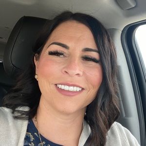 Meet your Posher, Robin